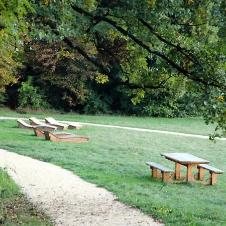 Résidence Le Cheverny - Pour 2 Personnes 134 * Aix-les-Bains